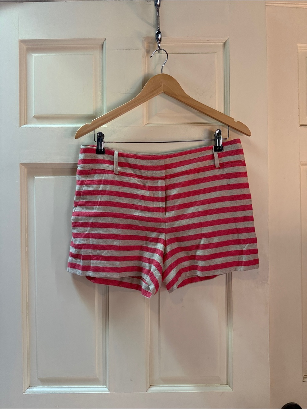 NWT Ann Taylor LOFT Coral and Beige Striped Women’s “The Riviera” Shorts Size 4